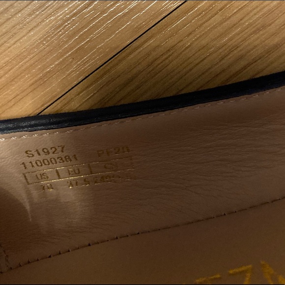 Stuart weitzman gabby chain trimmed suede flats - Picture 4 of 8